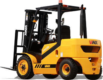 Yellow 3 Ton Diesel Forklift Warehouse Lift Truck 1070mm Fork Length
