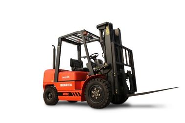 3 ton CPCD30 three mast with ISUZU engine forklift