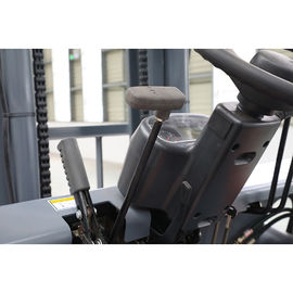 1220 Fork Length 5 Ton Diesel Operated Forklift Automatic / Manual Transmission