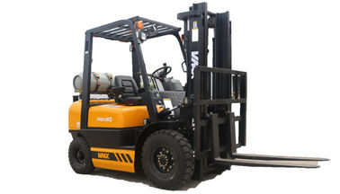 Counter Balance LPG Forklifts Used In Warehouses With Nissan K21 Engine