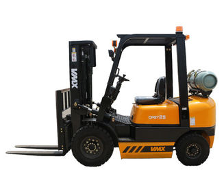 Four Wheel Counterbalance Gas Forklift Truck With Side Shifter Customized