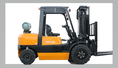 4 TON Gasoline And LPG Forklift Powered Pallet Truck With Chinese Engine